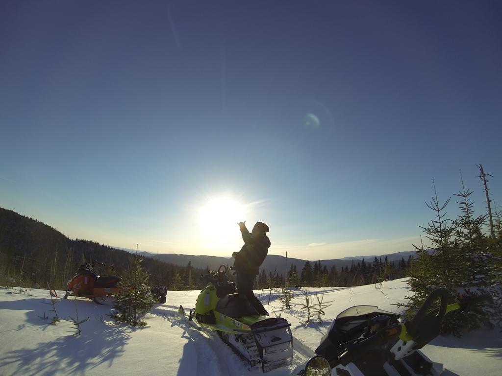 Motel Le Fleuron Saint-Donat-de-Montcalm Esterno foto