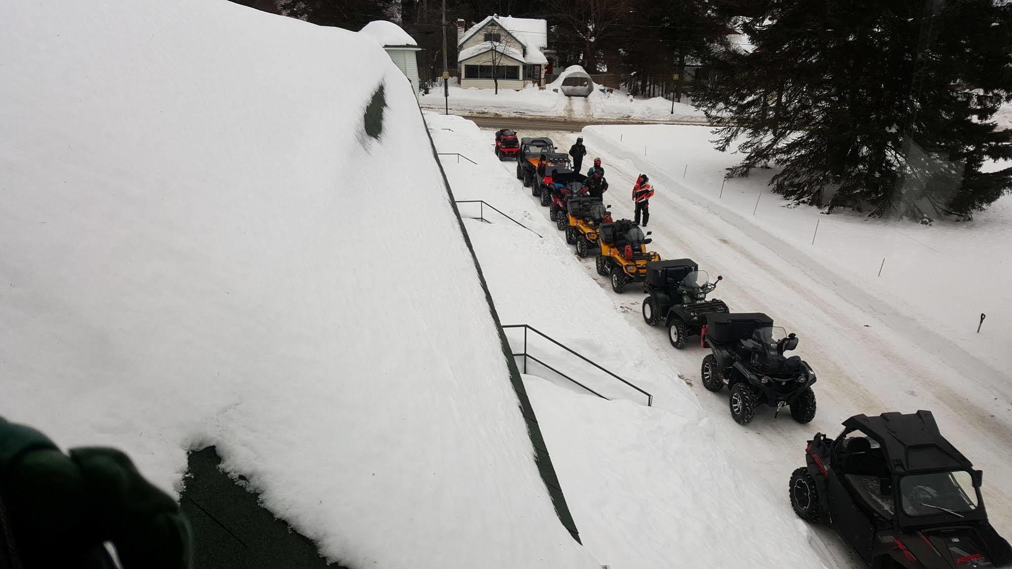 Motel Le Fleuron Saint-Donat-de-Montcalm Esterno foto
