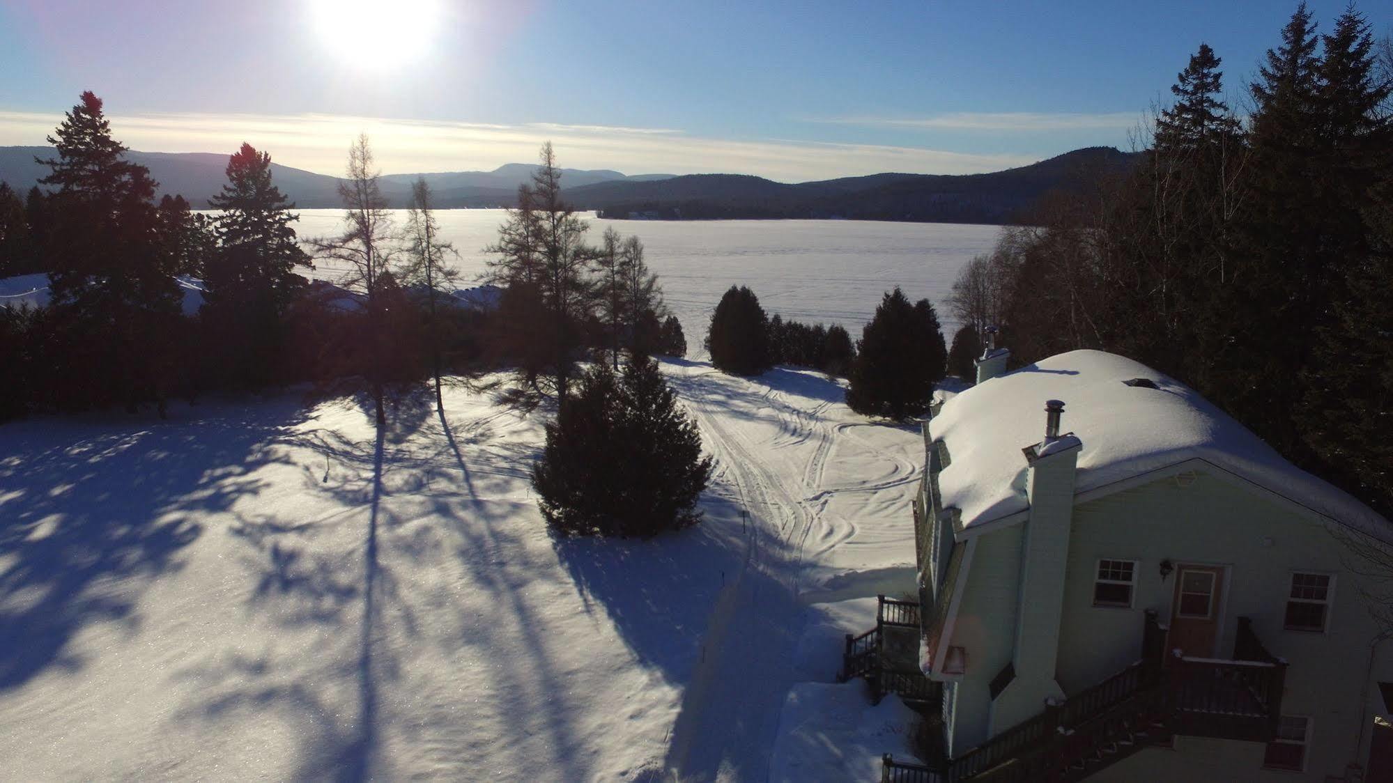 Motel Le Fleuron Saint-Donat-de-Montcalm Esterno foto
