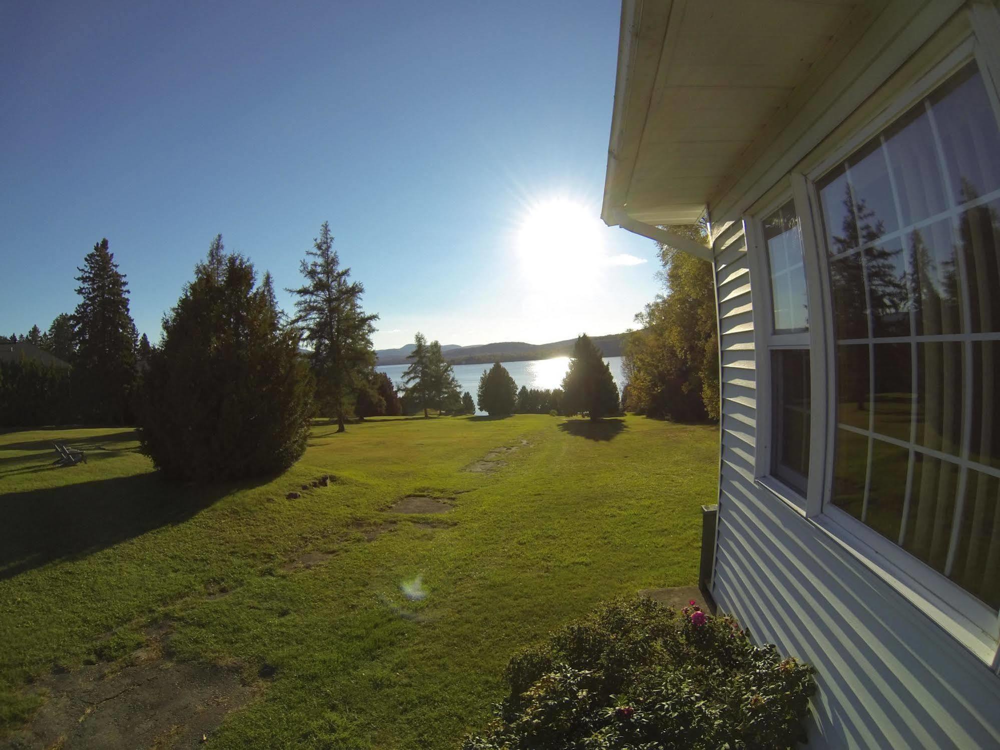 Motel Le Fleuron Saint-Donat-de-Montcalm Esterno foto