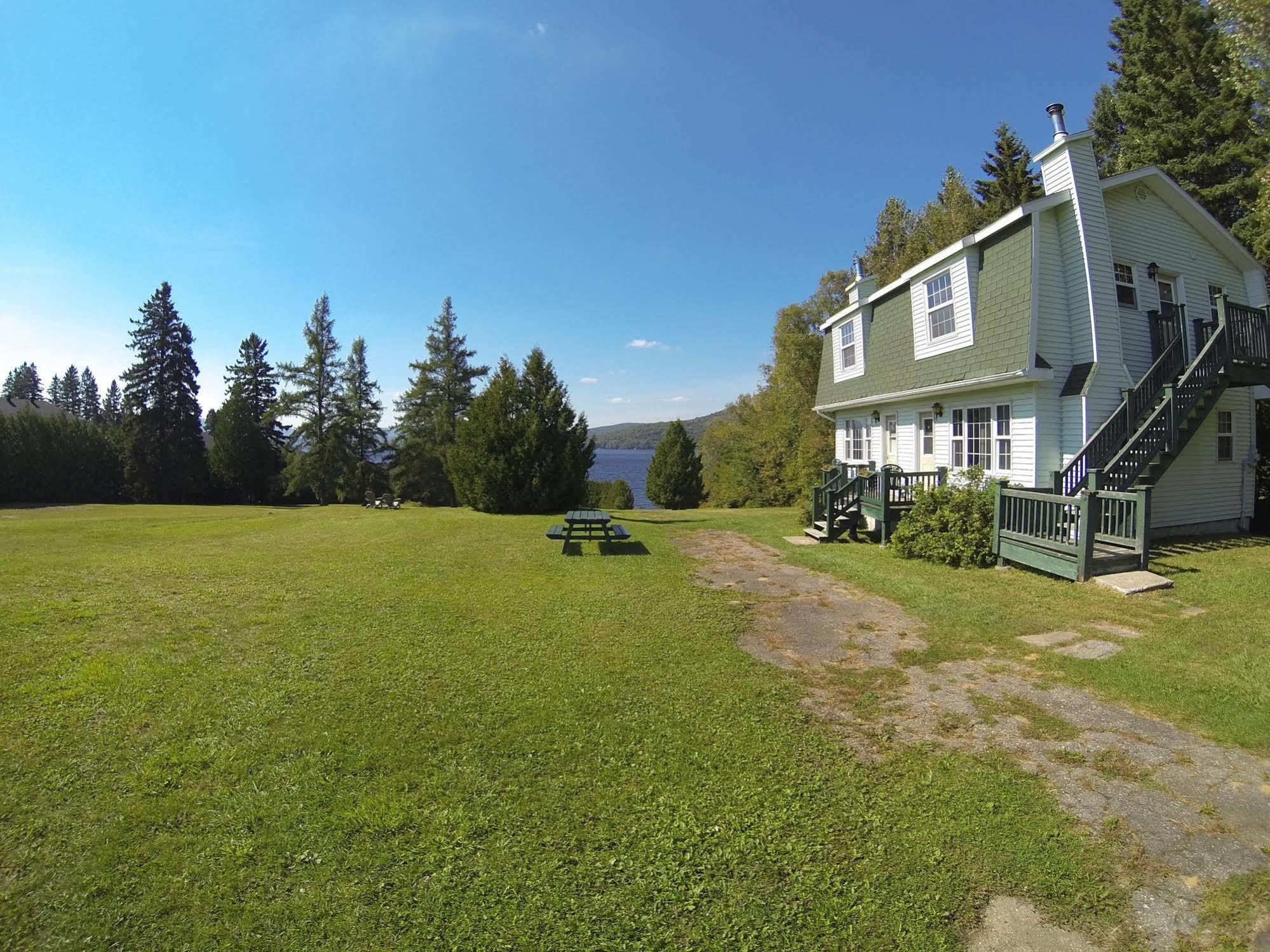 Motel Le Fleuron Saint-Donat-de-Montcalm Esterno foto